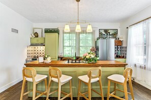Kitchen | 1st Floor | Coffee Maker | Toaster