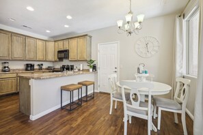 Dining & Kitchen Area | Open Floor Plan | Free WiFi