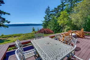 Outdoor Space | Private Deck | Dining Area