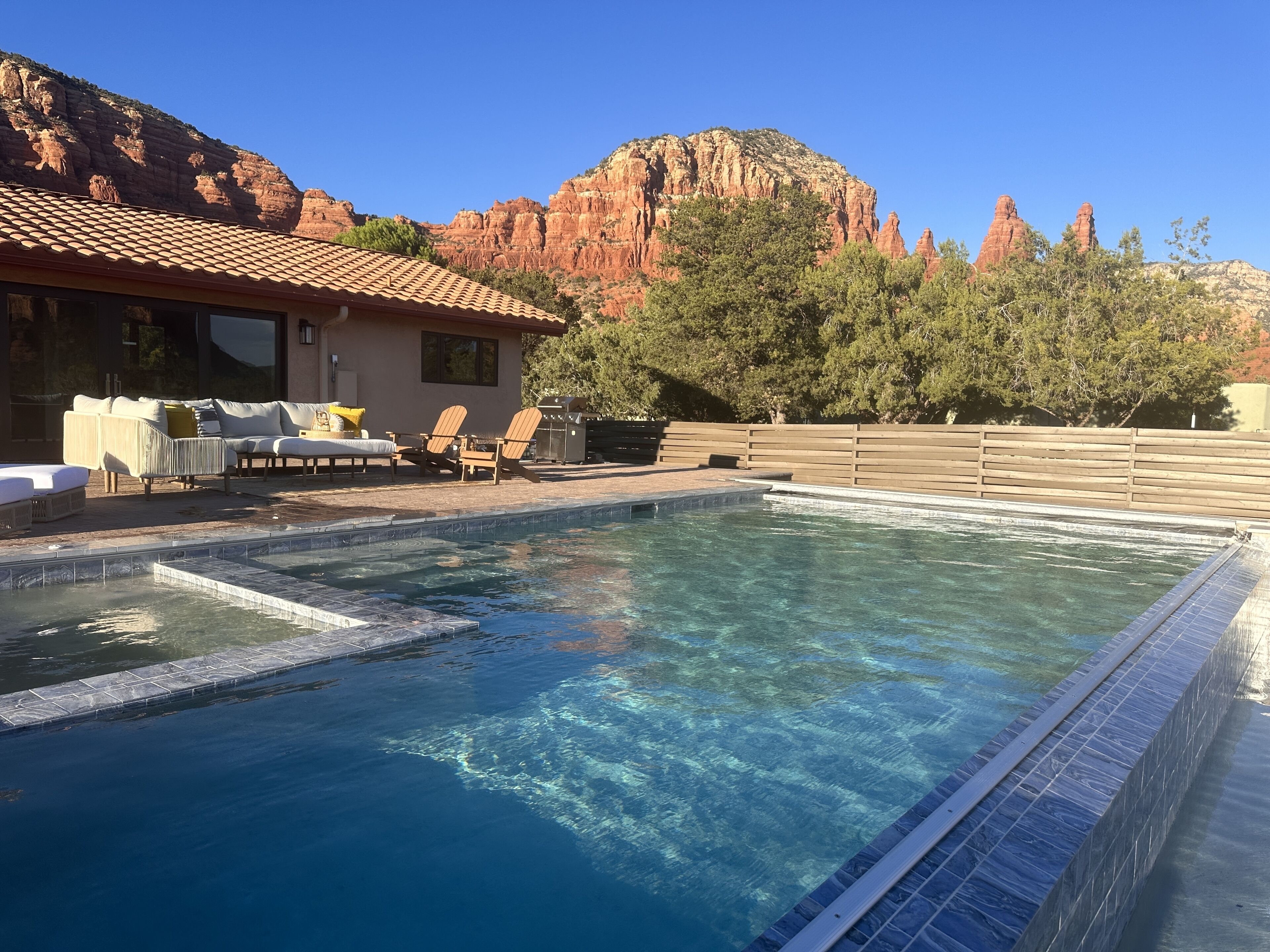 Hiker's Paradise with infinity pool and trail access from Hiker's Paradise with infinity pool and trail access from