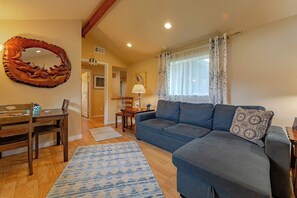 7 Beachcomber Studio at the Meadow Site