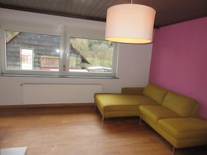 Wohn- Schlafzimmer