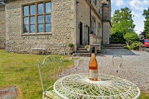 The Old School House - StayCotswold