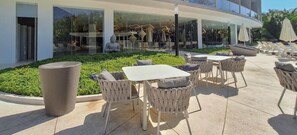 10.Common area