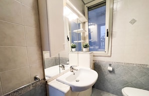 bathroom Apartament Vittorio Veneto - Affitti Brevi Italia