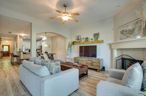 Living Room | Single-Story House | Pet Friendly w/ Fee