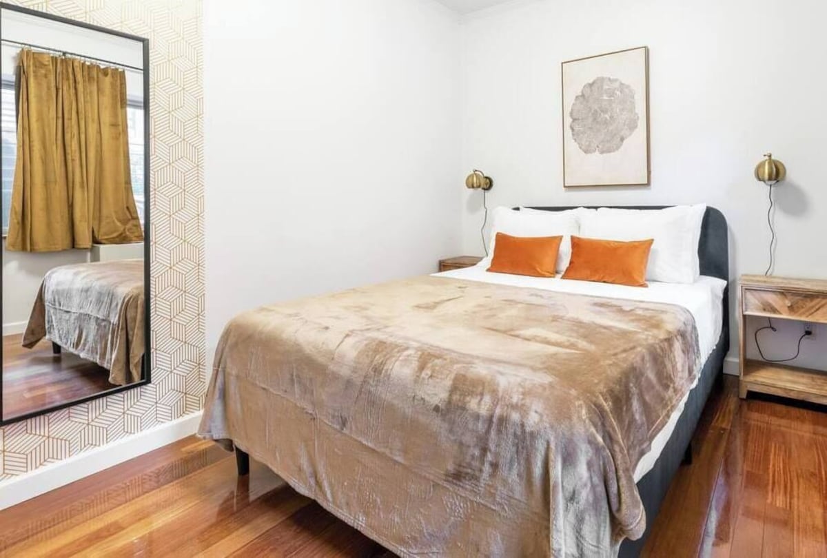 Prime Chelsea, 2BR/2BA W/outdoor, nr Flatiron