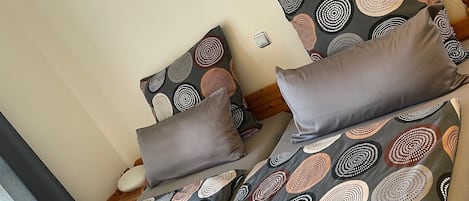 Ferienhaus-Zimmer 1 Ferienhaus mit Doppelbett Ferienhaus Marktredwitz