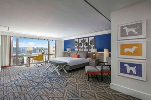 Unit with King bed. Exact unit will be assigned upon arrival. Views, colors, and decor may vary.