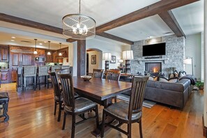 Bright Open Floor Plan