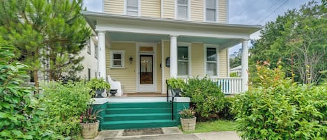 Wilmington Vacation Rental | 2BR | 2BA | Stairs Required | 1,300 Sq Ft