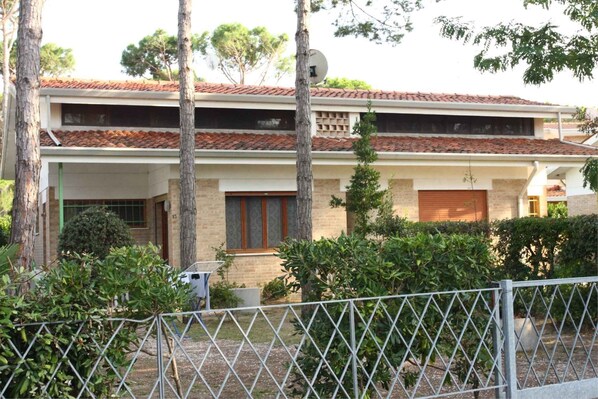 Exterior