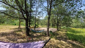 Espace Hamac et terrain pétanque ( éclairage nuit)