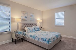 Lamp, Home Decor, Furniture, Indoors, Bed