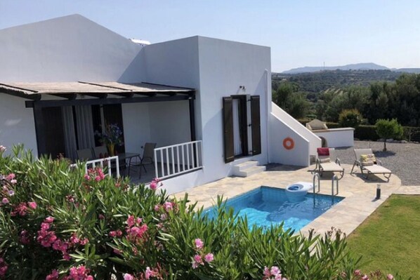 Holiday Home Exterior [summer]