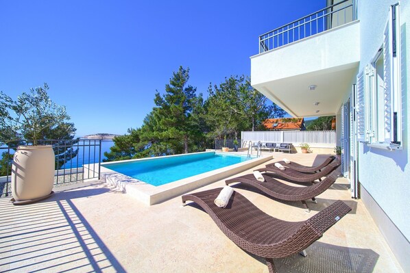 Piscine maison de vacances