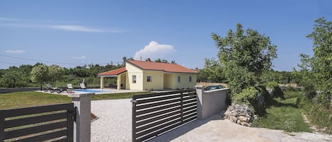 Esterno casa vacanze [estate]