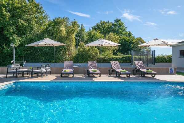 Holiday Home Swimming Pool