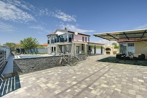 Extérieur maison de vacances [été]