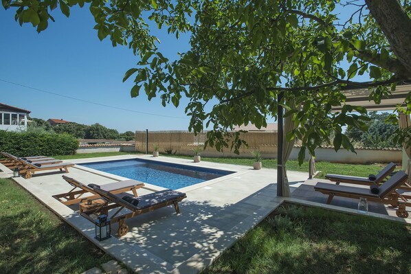 Holiday Home Swimming Pool
