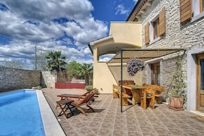 Holiday Home Swimming Pool