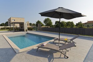 Holiday Home Swimming Pool