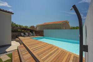 Holiday Home Swimming Pool