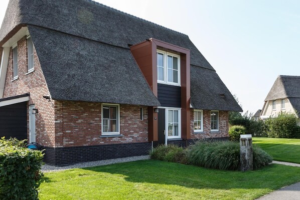Extérieur maison de vacances [été]