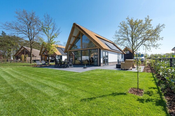 Extérieur maison de vacances [été]