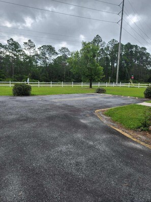 2 marked front parking spaces