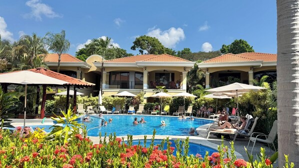 Pool area