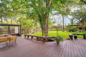 Picturesque backyard.