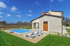 Piscine maison de vacances