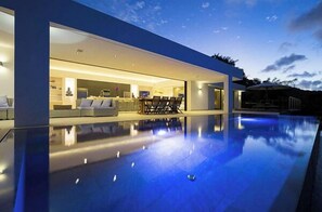 St-Barts-Villa-DIAngt01
