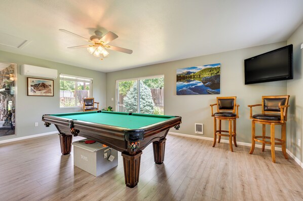 Westminster Vacation Rental | 5BR | 2.5BA | 2,000 Sq Ft | Step-Free Access