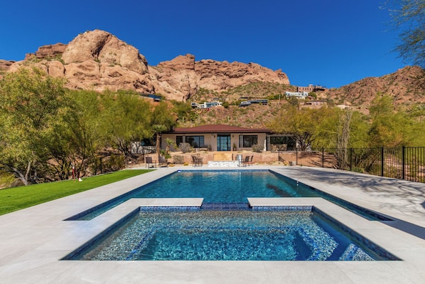 North facing views of Camelback, from the south of the pool and spa.
