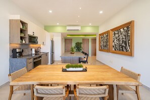 Kitchen Table