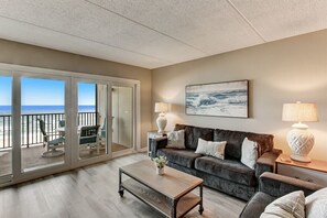 Amazing Views from this Lovely 7th Floor Condo