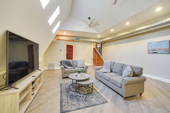 Troy Vacation Rental | 3BR | 2BA | 2,000 Sq Ft | Access Only By Stairs