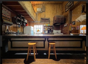 Bar (in der Unterkunft)