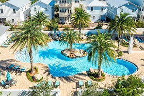 Huge Resort Pool!