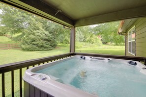 Private Hot Tub