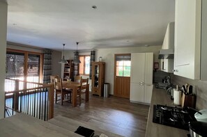 Dining area top floor

