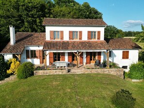 Extérieur
