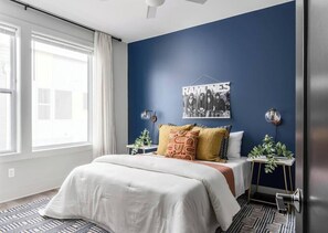Master Bedroom with queen bed