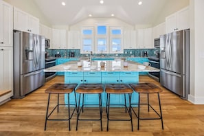 Surf or Sound Realty - 1139 - Sound Session - Kitchen -6