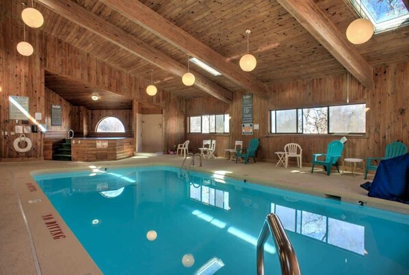 Charter Hills Rec Center Indoor Pool