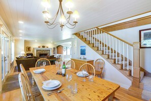 Dining Area | Dishware + Flatware