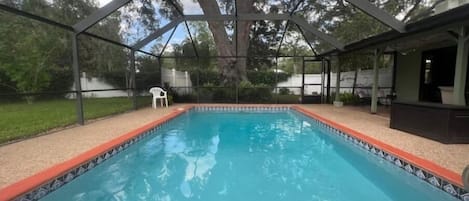 Screened pool