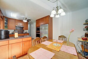 Dining Area & Kitchen | Coffee Maker | Toaster Oven | Air Fryer